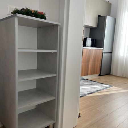 Sunny City Center Apartment Lezhe Exterior photo